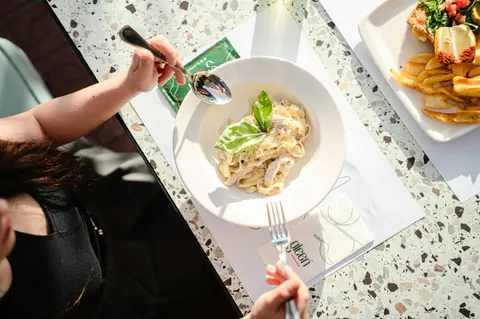 Fettuccine Alfredo